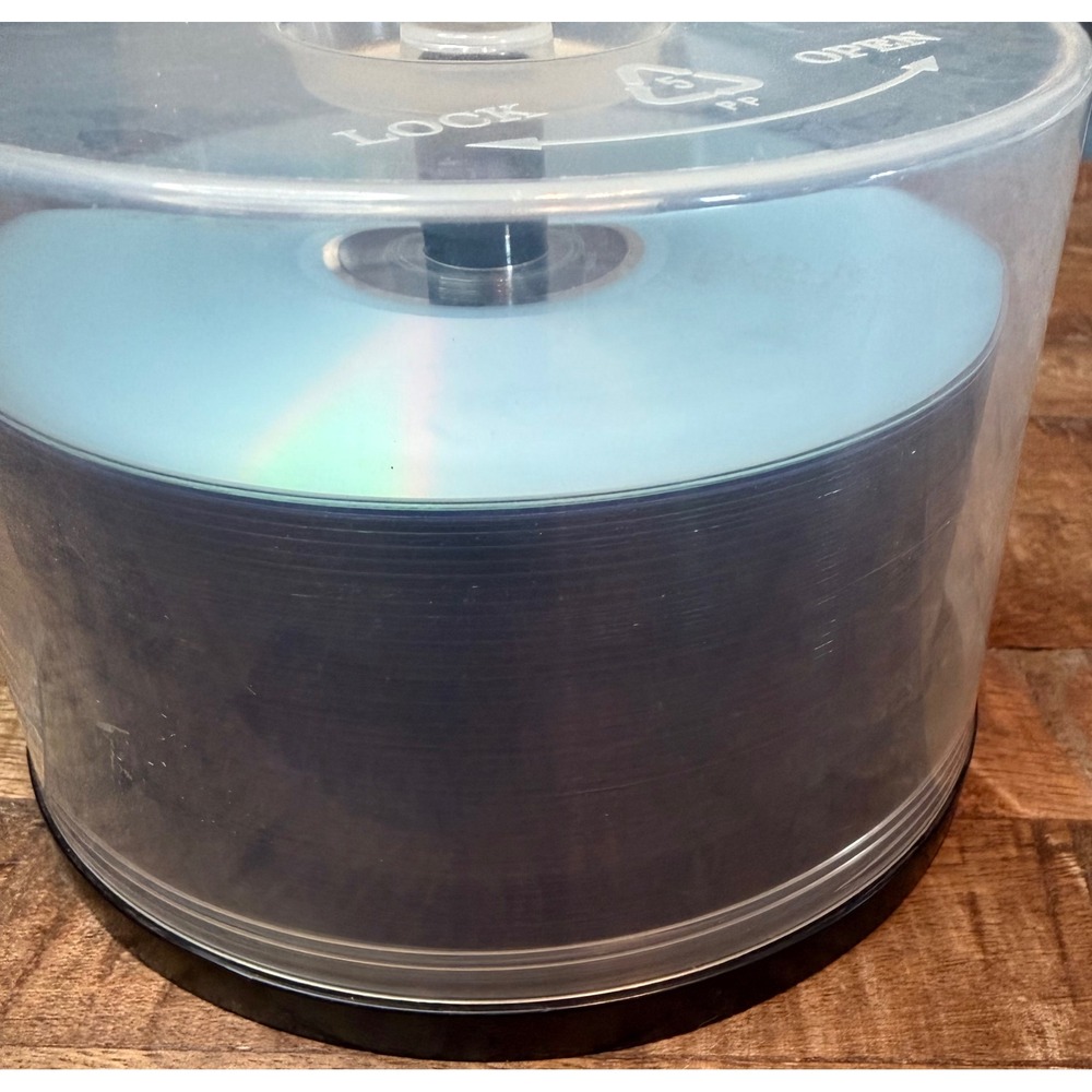 TDK DVD-R 4.7GB 16x 120Min Recordable Blank Media Spindle 40 Pack Silver Discs